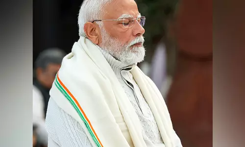 PM Modi ने पुलवामा के जवानों को दी श्रद्धांजलि