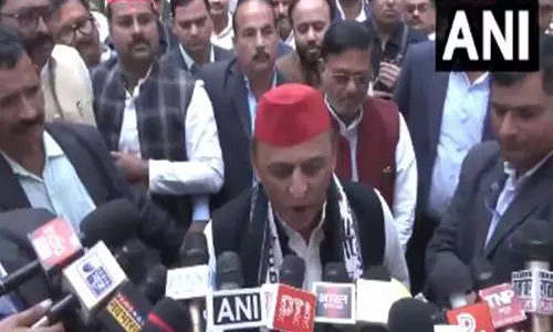 केंद्र की विफलताओं से लोगों का ध्यान भटकाने के लिए वक्फ विधेयक लाया गया: Akhilesh Yadav