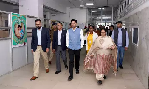 Hospital में वरिष्ठ नागरिकों के लिए समर्पित एम्बुलेंस सेवा शुरू की जाएगी Hospital में वरिष्ठ नागरिकों के लिए समर्पित एम्बुलेंस सेवा शुरू की जाएगी