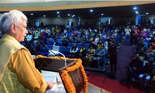 LG ने जश्न-ए-जम्मू कश्मीर का उद्घाटन किया