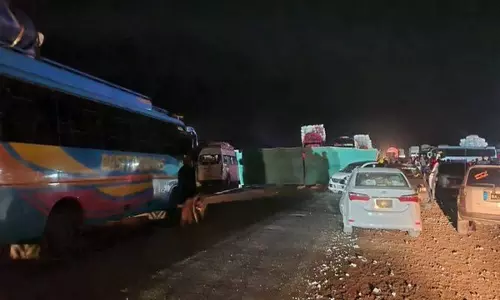 बलूचिस्तान में जबरन गायब किए जाने के विरोध में Quetta-Karachi राजमार्ग अवरुद्ध