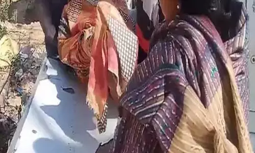 प्रेमी ने शादी का वादा तोड़ा तो युवती ने वैलेंटाइन डे के दिन कुएं में कूदकर दी जान प्रेमी ने शादी का वादा तोड़ा तो युवती ने वैलेंटाइन डे के दिन कुएं में कूदकर दी जान