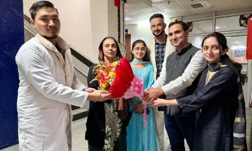 Jammu: डॉ. परवीन लोन ने ओरल कैंसर पर व्याख्यान दिया Jammu: डॉ. परवीन लोन ने ओरल कैंसर पर व्याख्यान दिया