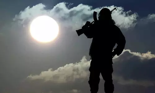 Kothagudem में 19 नक्सलियों ने तेलंगाना पुलिस के सामने आत्मसमर्पण कर दिया
