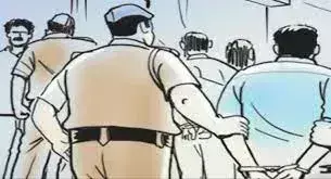 Kasganj: ज्वैलर्स की दुकान में चोरी करने वाले चार गिरफ्तार