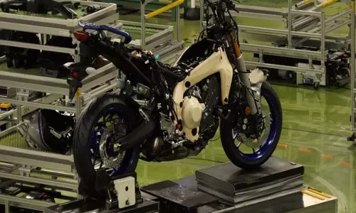Yamaha Motor ने बेहतर उत्पादन के लिए अगली पीढ़ी की स्मार्ट फैक्ट्री का किया अनावरण