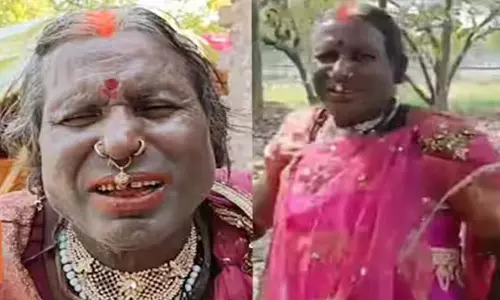 भूत के डर से 36 साल से औरत बनकर रह रहा है यह शख्स, हैरान करने वाला मामला