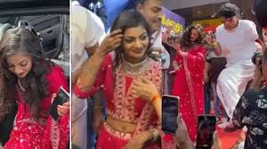 सोशल मीडिया पर फिर छाई Viral Girl Monalisa