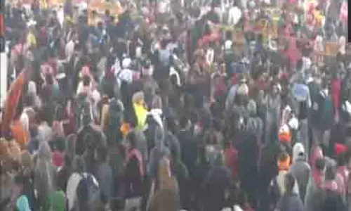 Maha Kumbh: 50 करोड़ श्रद्धालुओं ने संगम में लगाई आस्था की डुबकी Maha Kumbh: 50 करोड़ श्रद्धालुओं ने संगम में लगाई आस्था की डुबकी