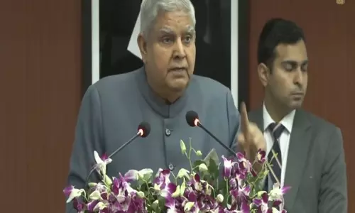 उपराष्ट्रपति Dhankhar ने लोकतंत्र के बारे में चिंताओं को किया संबोधित उपराष्ट्रपति Dhankhar ने लोकतंत्र के बारे में चिंताओं को किया संबोधित