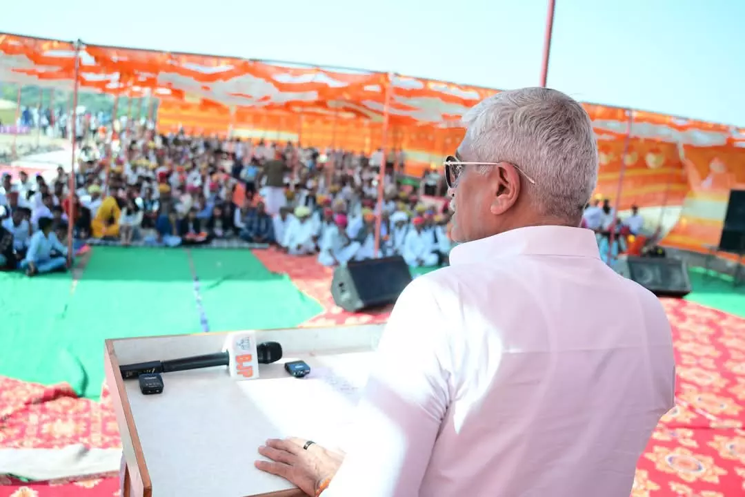 Jaipur: केंद्रीय संस्कृति एवं पर्यटन मंत्री ने दिया डब्ल्यूआरसीपी में सहयोग का भरोसा Jaipur: केंद्रीय संस्कृति एवं पर्यटन मंत्री ने दिया डब्ल्यूआरसीपी में सहयोग का भरोसा