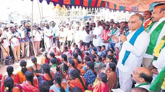 प्यारानगर को दूसरा लागचेरला न बनाएं: BRS विधायक हरीश राव प्यारानगर को दूसरा लागचेरला न बनाएं: BRS विधायक हरीश राव