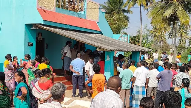 Tamil Nadu: तकिये को आभूषण बनाकर महिला की हत्या! Tamil Nadu: तकिये को आभूषण बनाकर महिला की हत्या!