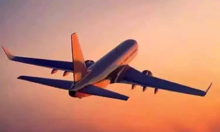 Chennai Airport पर तकनीकी खराबी के बाद कोलंबो जाने वाली उड़ान रनवे पर रोकी गई Chennai Airport पर तकनीकी खराबी के बाद कोलंबो जाने वाली उड़ान रनवे पर रोकी गई