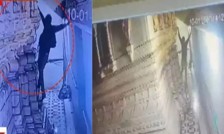 Sowcarpet स्थित जैन मंदिर की हुंडी से सोना, चांदी और नकदी चोरी Sowcarpet स्थित जैन मंदिर की हुंडी से सोना, चांदी और नकदी चोरी