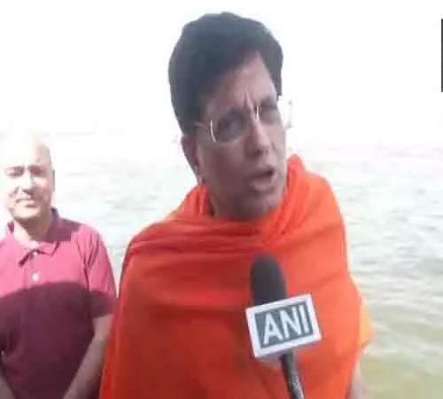 महाकुंभ का दौरा करने के बाद केंद्रीय मंत्री पीयूष गोयल ने कहा, यह सचमुच एक भावनात्मक क्षण है महाकुंभ का दौरा करने के बाद केंद्रीय मंत्री पीयूष गोयल ने कहा, यह सचमुच एक भावनात्मक क्षण है