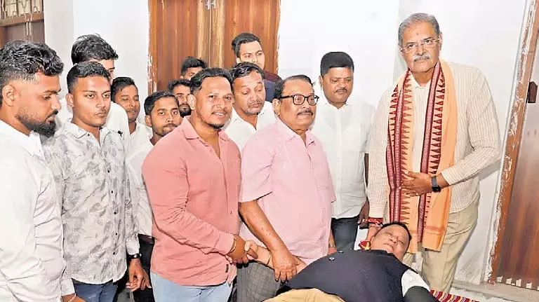 Odisha: परिवार और दोस्तों ने लुलु महापात्रा की 61वीं जयंती मनाई Odisha: परिवार और दोस्तों ने लुलु महापात्रा की 61वीं जयंती मनाई