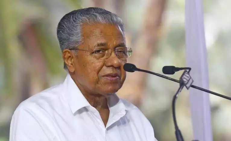 Kerala CM ने केंद्र पर हमला करते हुए कहा- वक्फ के तहत किसी को भी बेदखल नहीं किया जाएगा Kerala CM ने केंद्र पर हमला करते हुए कहा- वक्फ के तहत किसी को भी बेदखल नहीं किया जाएगा
