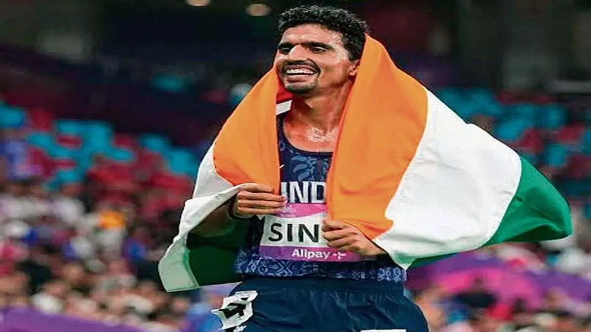 राष्ट्रीय रिकॉर्ड तोड़ने के बाद, लंबी दूरी की धावक गुलवीर की नजर विश्व क्वालीफाइंग मार्क पर राष्ट्रीय रिकॉर्ड तोड़ने के बाद, लंबी दूरी की धावक गुलवीर की नजर विश्व क्वालीफाइंग मार्क पर