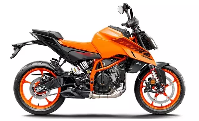 KTM 390 ड्यूक की कीमत में 18,000 रुपये तक की कटौती KTM 390 ड्यूक की कीमत में 18,000 रुपये तक की कटौती