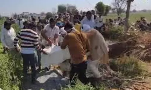Bharatpur: 30 फीट गहरे सूखे कुएं में मिला बुजुर्ग का शव