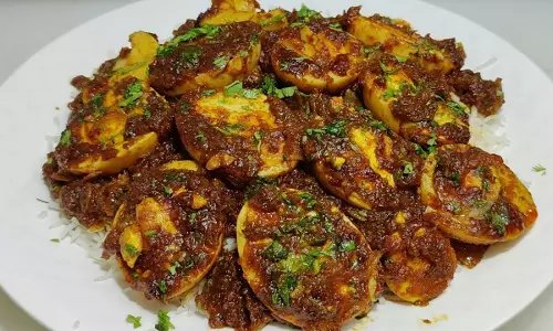 अंडा मिर्च सूखी रेसिपी अंडा मिर्च सूखी रेसिपी