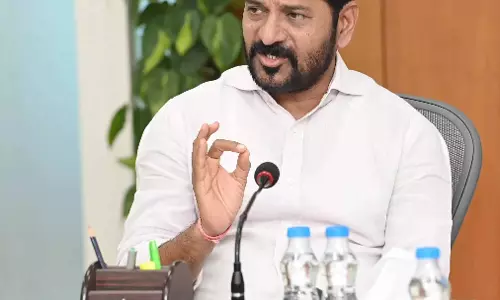 रेवंत ने जाति जनगणना का विरोध करने पर KCR परिवार के सामाजिक बहिष्कार का आह्वान किया