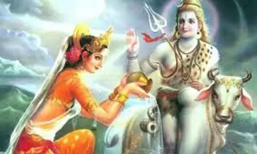 Maa Parvati का ऐसे पड़ा नाम महागौरी, भगवान शनि से जुड़ा है गहरा नाता