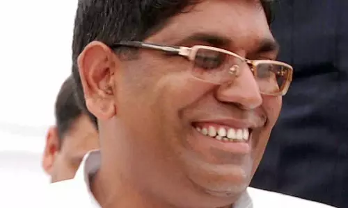 Mayoral पद के दावेदार की विरोध प्रदर्शन के दौरान दिल का दौरा पड़ने से मौत Mayoral पद के दावेदार की विरोध प्रदर्शन के दौरान दिल का दौरा पड़ने से मौत