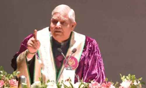 युवाओं को प्रगति का इंजन चलाना चाहिए: VP Dhankar