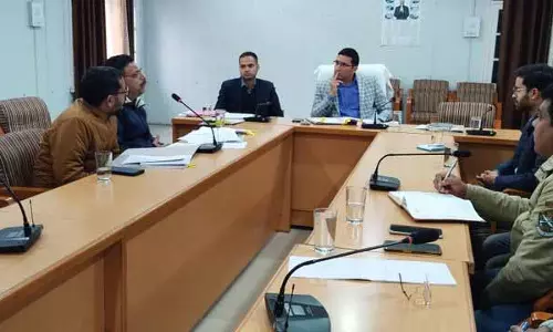 DC ने बैठक कर आबकारी कानूनों के प्रभावी क्रियान्वयन पर दिया जोर