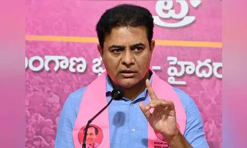 KTR ने तेलंगाना में किसानों की उपेक्षा के लिए कांग्रेस सरकार की आलोचना की