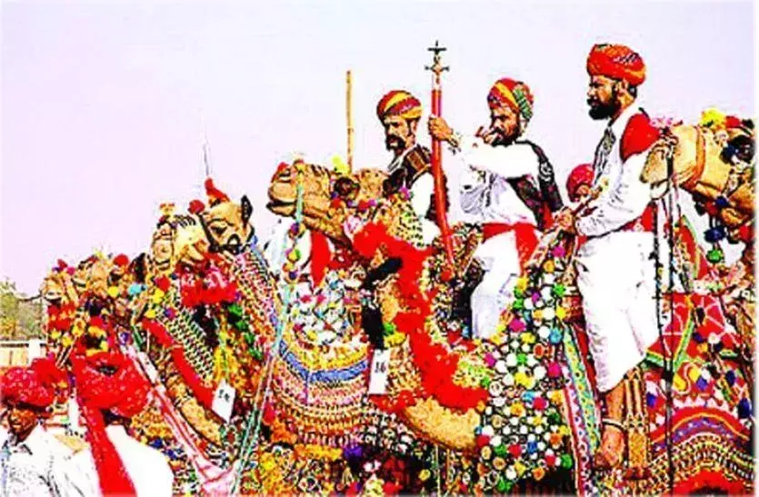 Rajasthani संस्कृति से रूबरू करवाती शोभायात्रा से हुआ जालोर महोत्सव का आगाज