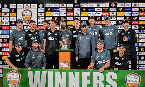 न्यूजीलैंड ने त्रिकोणीय श्रृंखला के फाइनल में पाकिस्तान को हराया, ICC ODI रैंकिंग में ऊपर चढ़ा