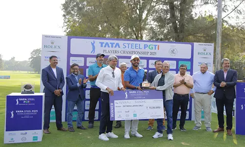 Yuvraj Sandhu ने टॉलीगंज क्लब के साथ अपने प्रेम संबंध को जारी रखा, सीजन-ओपनर में दो शॉट से जीत दर्ज की Yuvraj Sandhu ने टॉलीगंज क्लब के साथ अपने प्रेम संबंध को जारी रखा, सीजन-ओपनर में दो शॉट से जीत दर्ज की