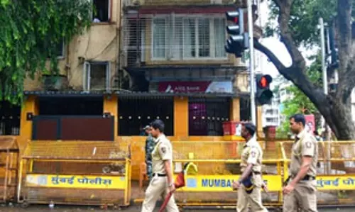 टोरेस मामले में गिरफ्तार यूक्रेनी अभिनेता की मुश्किलें बढ़ीं, एक और केस हुआ दर्ज टोरेस मामले में गिरफ्तार यूक्रेनी अभिनेता की मुश्किलें बढ़ीं, एक और केस हुआ दर्ज