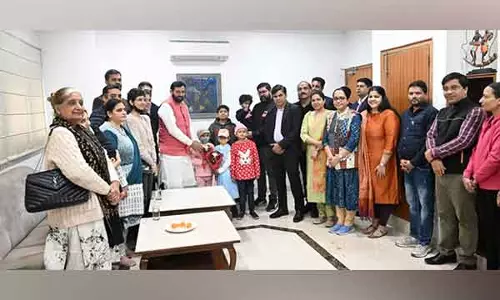 Haryana CM ने बाल कैंसर जागरूकता दिवस पर कैंसर से पीड़ित बच्चों के साथ समय बिताया