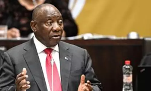 दक्षिण अफ़्रीकी राष्ट्रपति ने Congo में संघर्ष समाप्त करने की प्रतिबद्धता दोहराई दक्षिण अफ़्रीकी राष्ट्रपति ने Congo में संघर्ष समाप्त करने की प्रतिबद्धता दोहराई