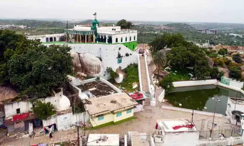 Hyderabad: पहाड़ीशरीफ दरगाह पर 759वें उर्स का जश्न शुरू
