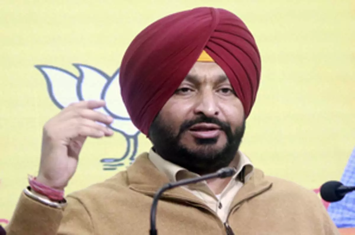 भारतीयों को लेकर अमेरिका से और भी विमान आएंगे : रवनीत बिट्टू भारतीयों को लेकर अमेरिका से और भी विमान आएंगे : रवनीत बिट्टू