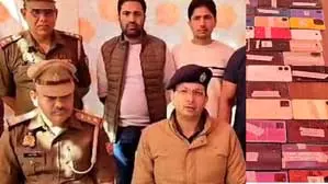 नोएडा पुलिस ने चोरी के 57 मोबाइल लोगों को वापस लौटाने में पाई सफलता नोएडा पुलिस ने चोरी के 57 मोबाइल लोगों को वापस लौटाने में पाई सफलता