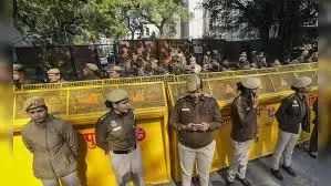 आप का आरोप, मीडिया को प्रवेश न देने से सीएम आवास पर भाजपा का संपर्क आप का आरोप, मीडिया को प्रवेश न देने से सीएम आवास पर भाजपा का संपर्क