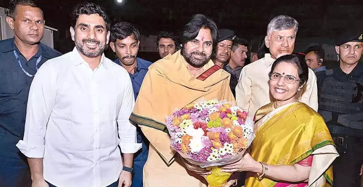 Andhra: यूफोरिया म्यूजिकल नाइट को भारी प्रतिक्रिया मिली Andhra: यूफोरिया म्यूजिकल नाइट को भारी प्रतिक्रिया मिली