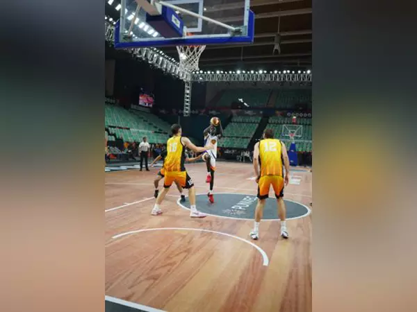 InBL Pro U25: गुजरात स्टैलियंस ने हैदराबाद फाल्कन्स को 84-73 से हराया InBL Pro U25: गुजरात स्टैलियंस ने हैदराबाद फाल्कन्स को 84-73 से हराया
