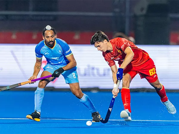 FIH Hockey Pro League: स्पेन ने अभियान के पहले मैच में भारत को 3-1 से हराया FIH Hockey Pro League: स्पेन ने अभियान के पहले मैच में भारत को 3-1 से हराया