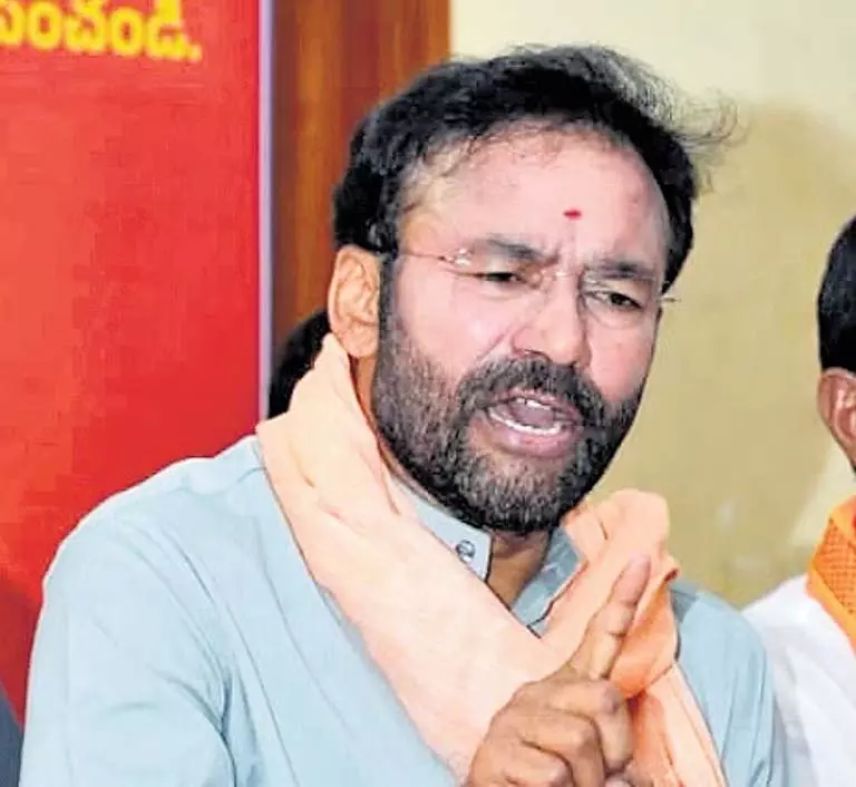 Telangana: केंद्रीय मंत्री रविशंकर प्रसाद ने कांग्रेस पर लगाया वादों को पूरा न करने का आरोप Telangana: केंद्रीय मंत्री रविशंकर प्रसाद ने कांग्रेस पर लगाया वादों को पूरा न करने का आरोप