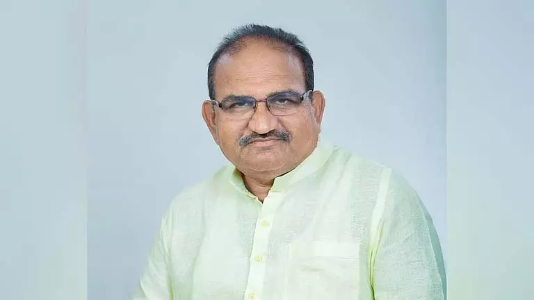 पांडियन के आदेश पर बीजद विधायक सदन में व्यवधान डाल रहे: BJP leader Jayanarayan पांडियन के आदेश पर बीजद विधायक सदन में व्यवधान डाल रहे: BJP leader Jayanarayan