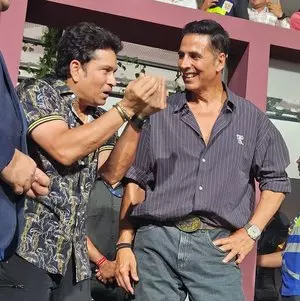 Akshay Kumar ने खेल भावना के लक्ष्य तय किए, सचिन तेंदुलकर द्वारा समर्थित माझी मुंबई की ISPL सीज़न जीत की सराहना की Akshay Kumar ने खेल भावना के लक्ष्य तय किए, सचिन तेंदुलकर द्वारा समर्थित माझी मुंबई की ISPL सीज़न जीत की सराहना की