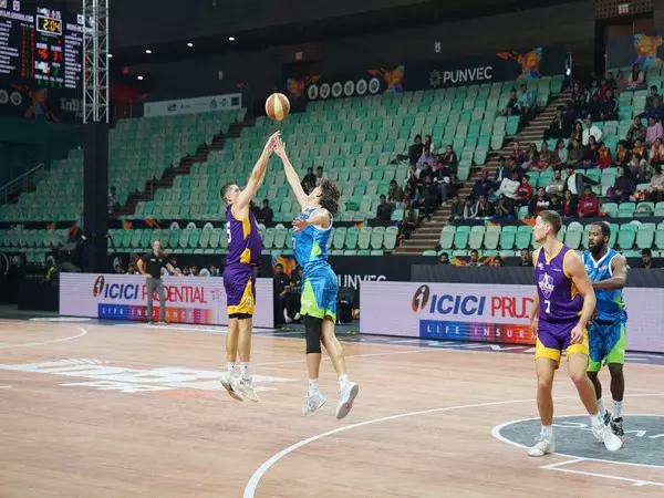 दिल्ली ड्रिबलर्स ने रोमांचक मुकाबले में Mumbai Titans की जीत का सिलसिला तोड़ा दिल्ली ड्रिबलर्स ने रोमांचक मुकाबले में Mumbai Titans की जीत का सिलसिला तोड़ा