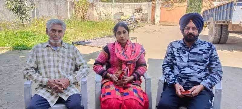 Agent ने 45 लाख रुपए वसूले, पांच एकड़ जमीन के बदले पावर ऑफ अटॉर्नी जारी करवा ली Agent ने 45 लाख रुपए वसूले, पांच एकड़ जमीन के बदले पावर ऑफ अटॉर्नी जारी करवा ली